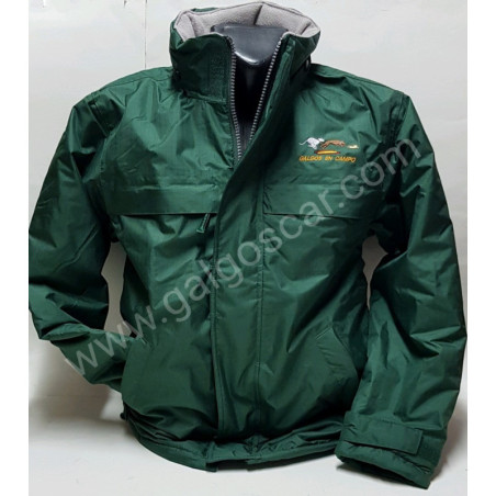 Parka chaquetón  caballero verde, bordado galgos en campo. Impermeable con forro abrigo interior.